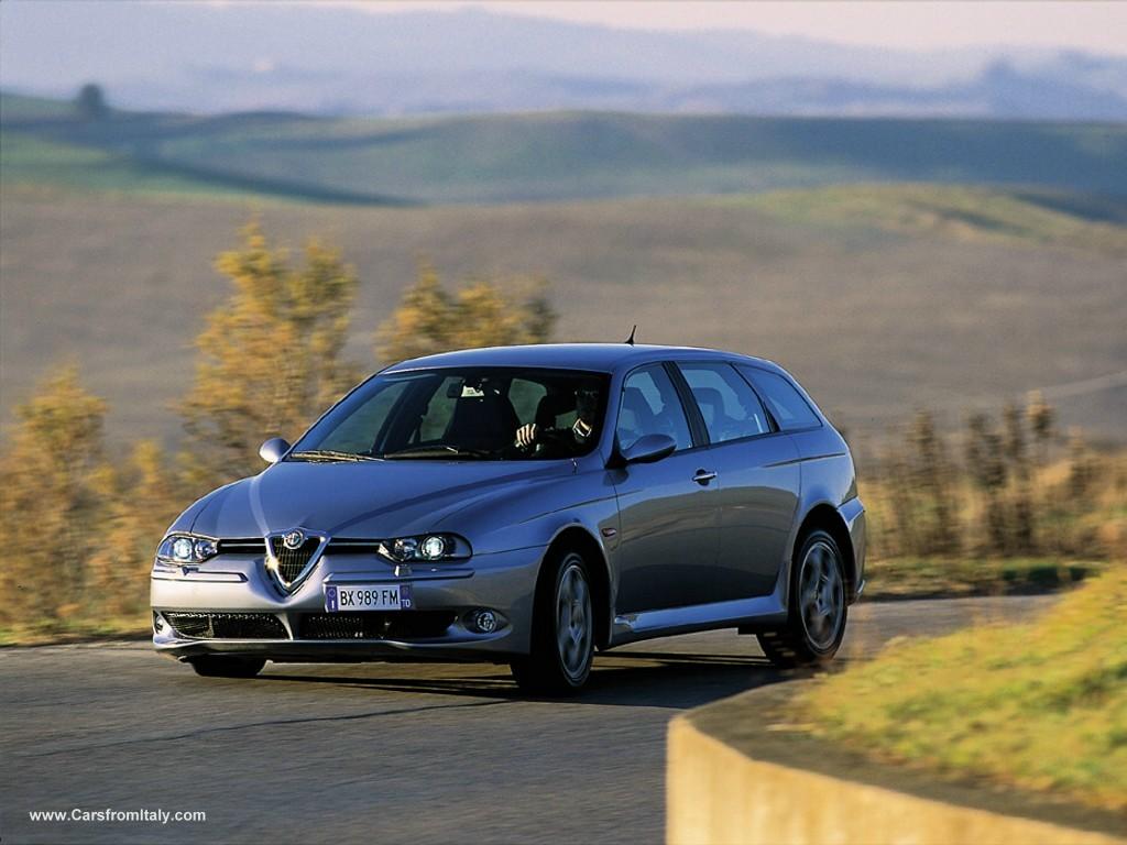 Photos: Car: Alfa Romeo 156 3.2 V6 GTA Sportwagon (pictures, images)