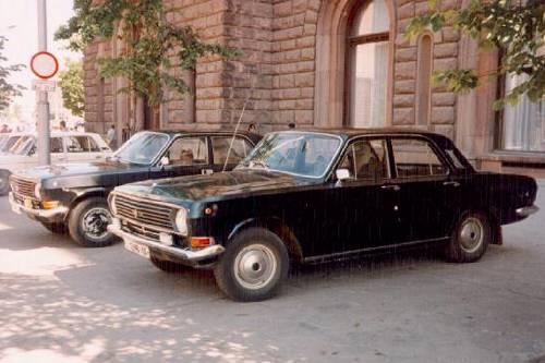 Photos: Car: GAZ 24-10 (pictures, images)